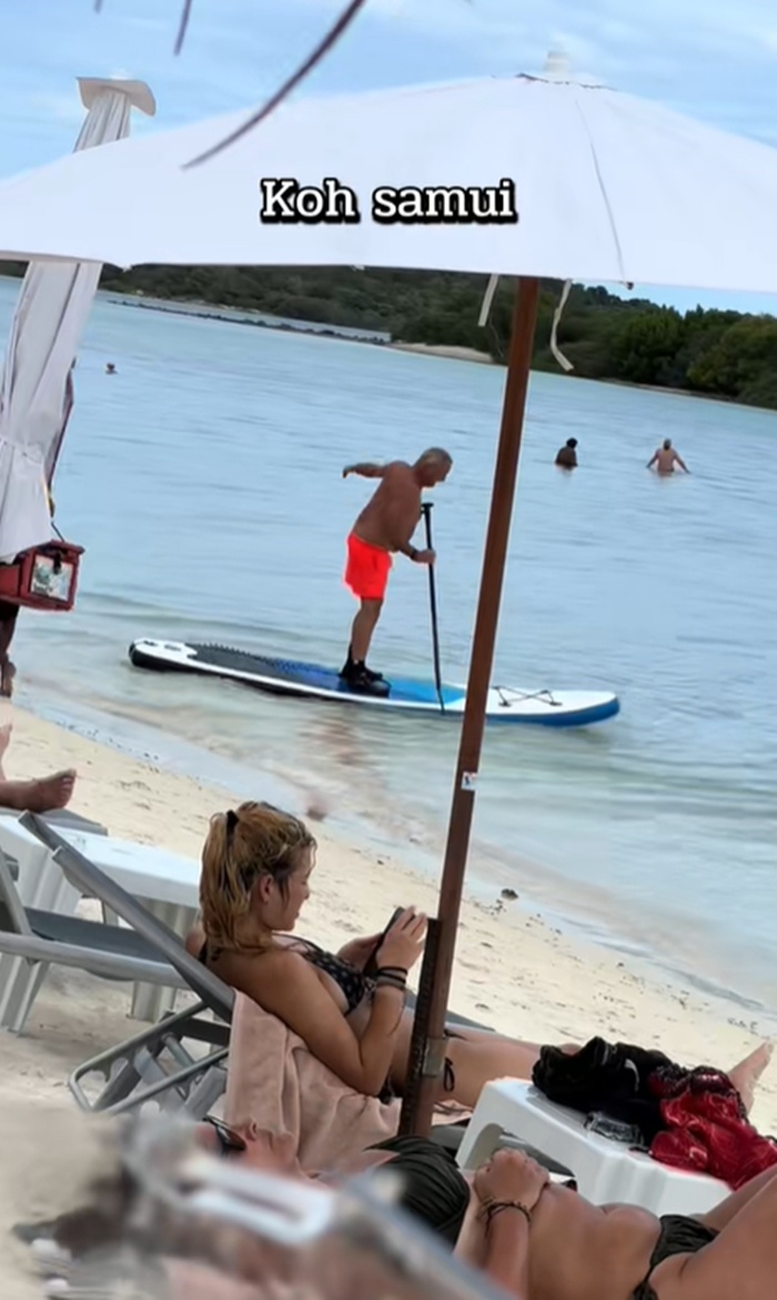 หัดพายเรือ