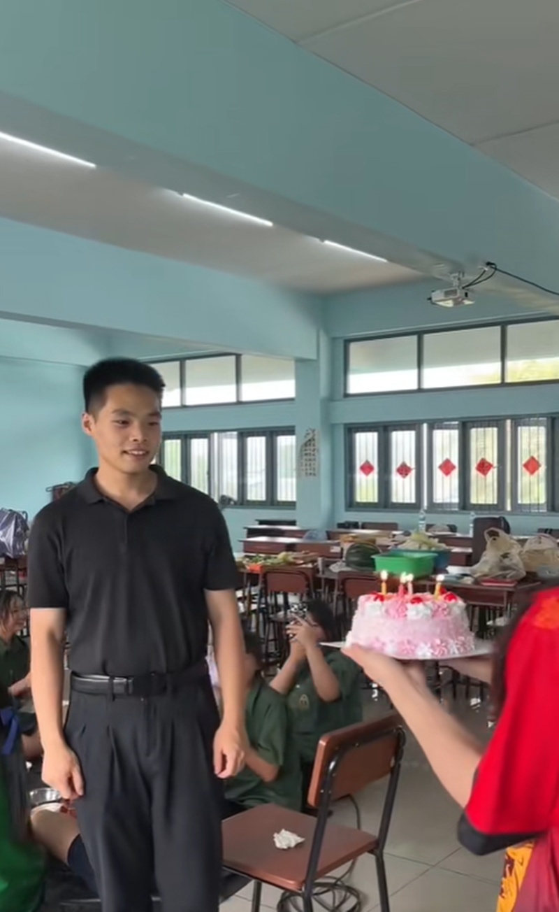 เซอร์ไพรส์วันเกิด