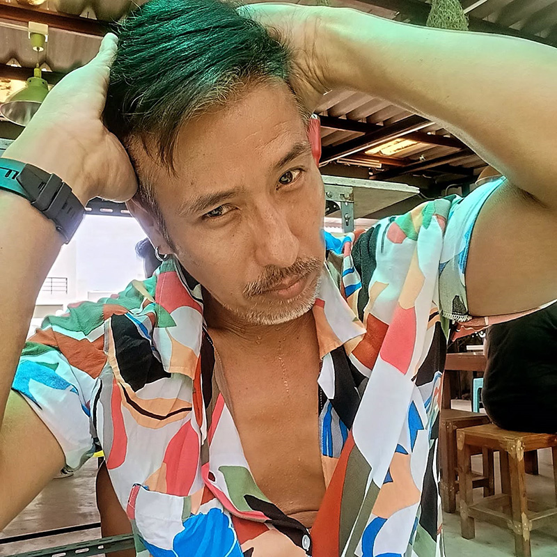 เอ็กซ์ จตุรงค์ อดีตบอยแบนด์ยุค 90 