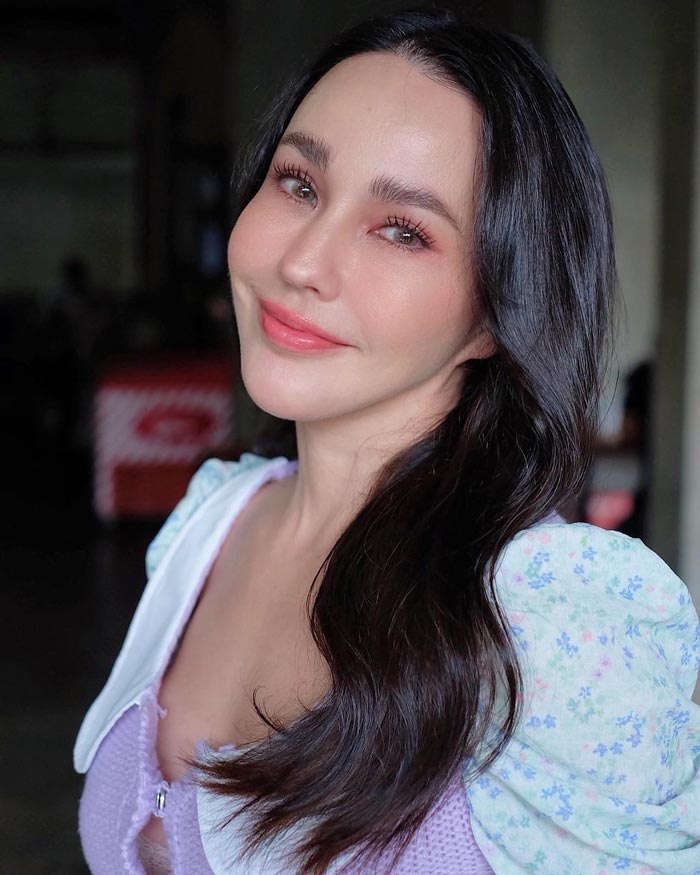 แหม่ม วิชุดา