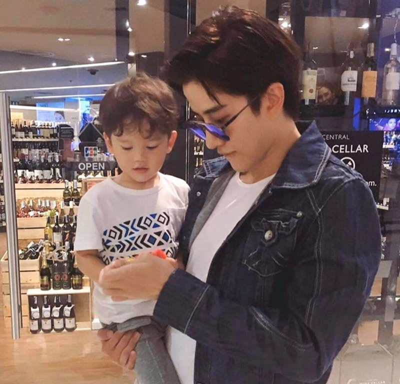 ไมค์ พิรัชต์ ฟ้องศาล