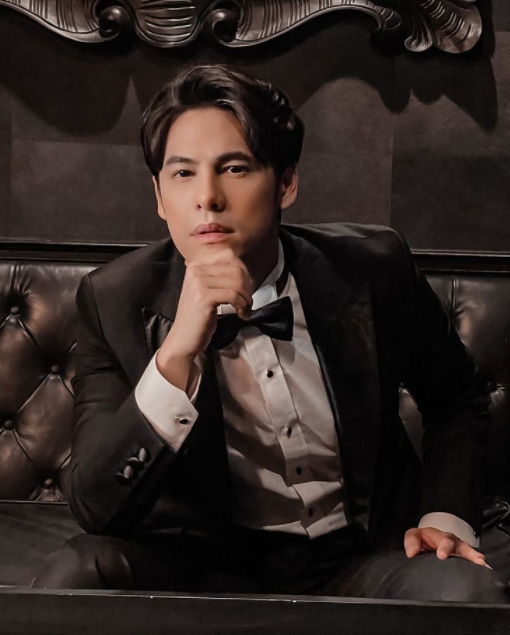 อดีตนักแสดง