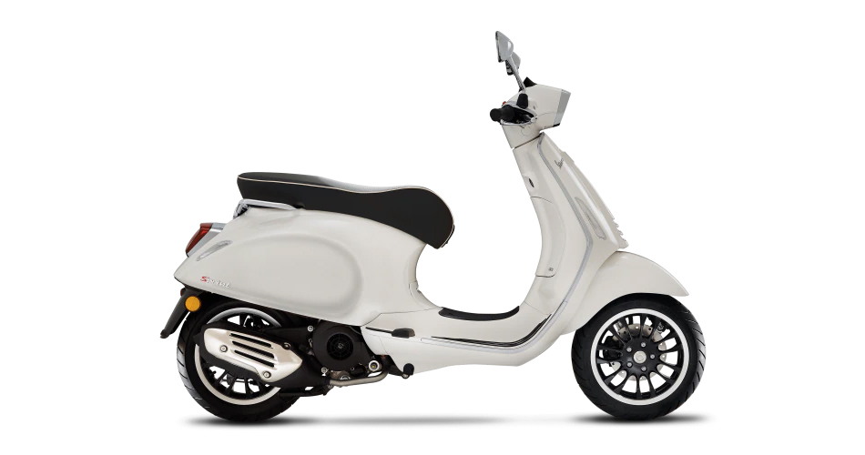 Vespa SPRINT 125 2022 สกูตเตอร์โมเดิร์นคลาสสิก 125 ซี.ซี. ราคา 116,900 บาท