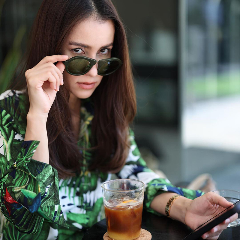 แอน ทองประสม