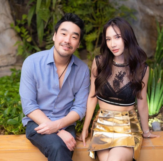 ไฮโซพก พรประภา อั้ม พัชราภา