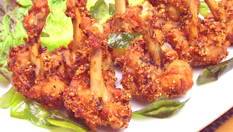 ไก่ตุ้มรสลาบ