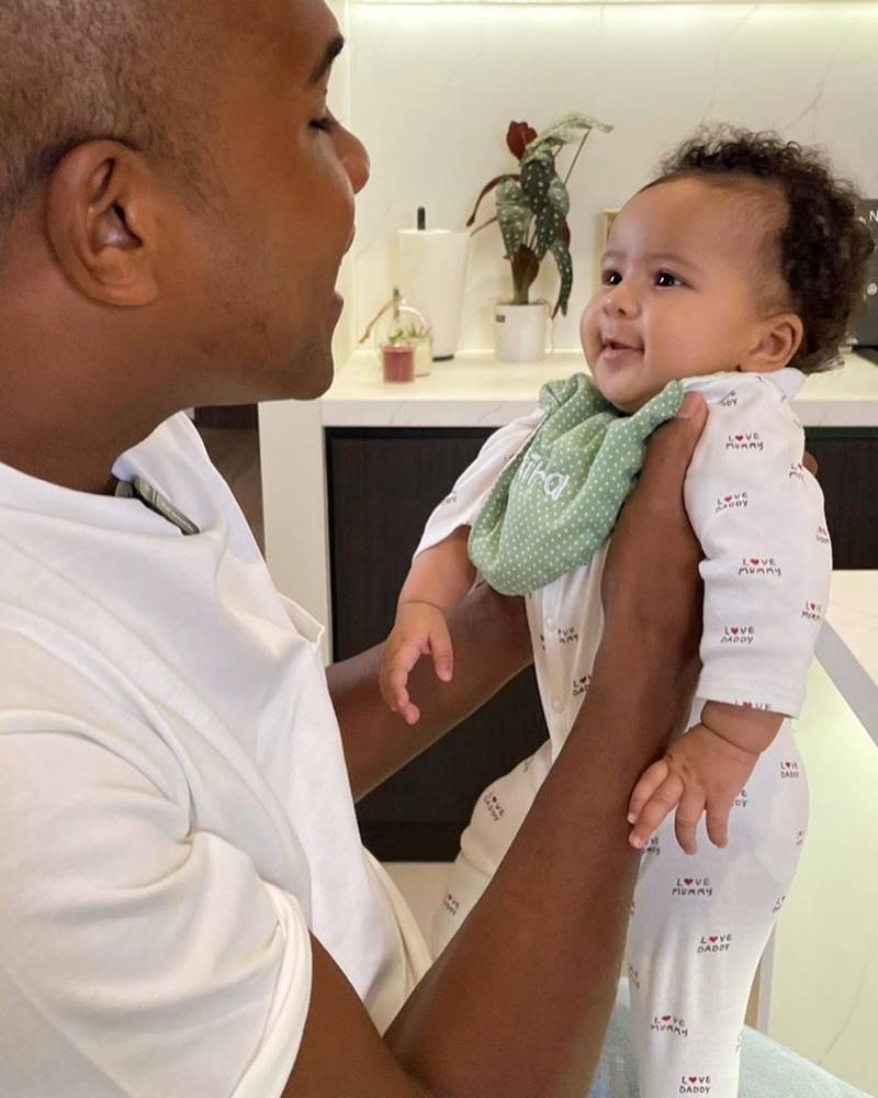 รัศมีแข เผยโมเมนต์เลี้ยง น้องแอร่า ลูกซาร่า