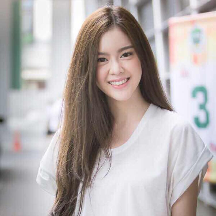 ไอซ์ ปรีชญา ประวัติ