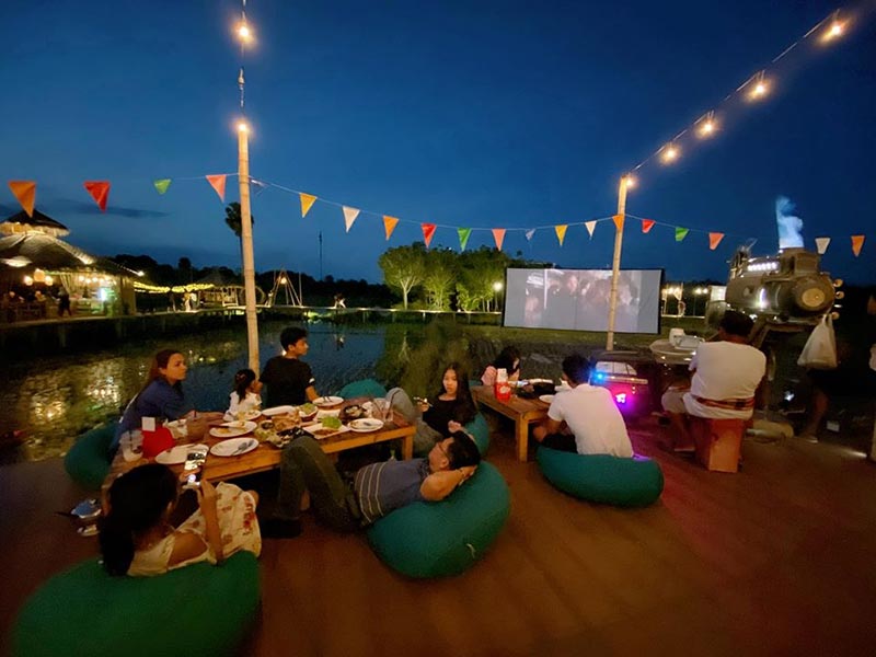 สถานที่ท่องเที่ยวสถานีท่าข้าม