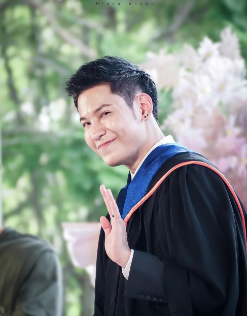 ดารารับปริญญา