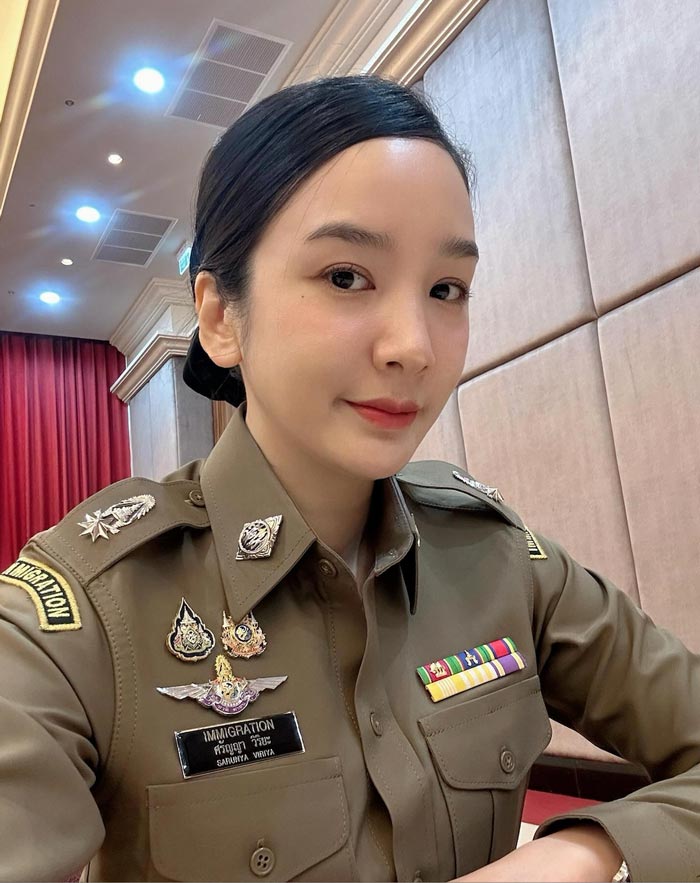 ผู้กองบีบี ศรัญญา รักใหม่ ว่าน ธนกฤต