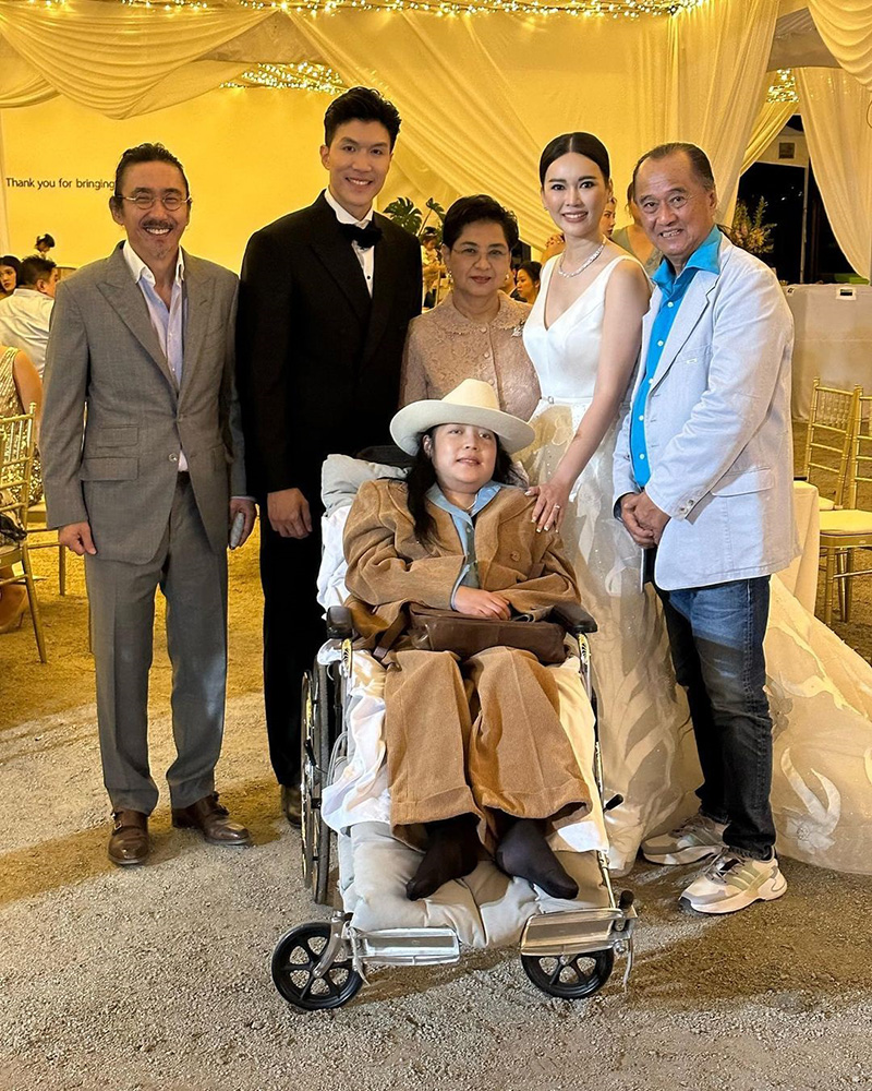 คุณหญิงแมงมุม ร่วมยินดีงานวิวาห์ 