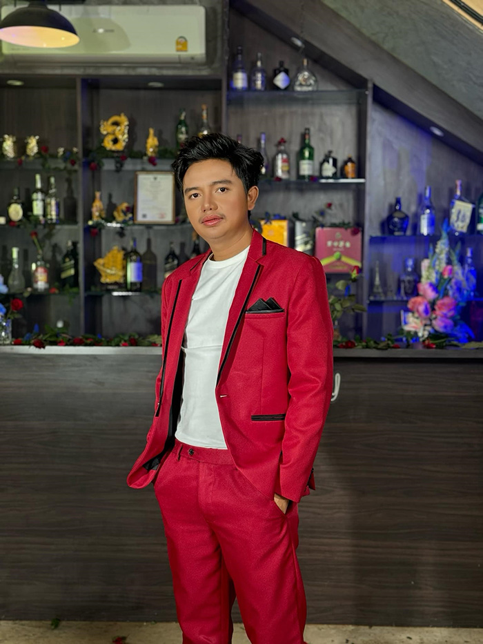 ครูไพบูลย์ แสงเดือน