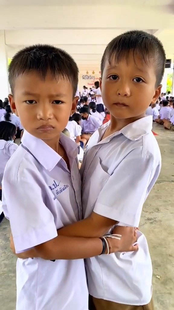 นักเรียนตีกัน