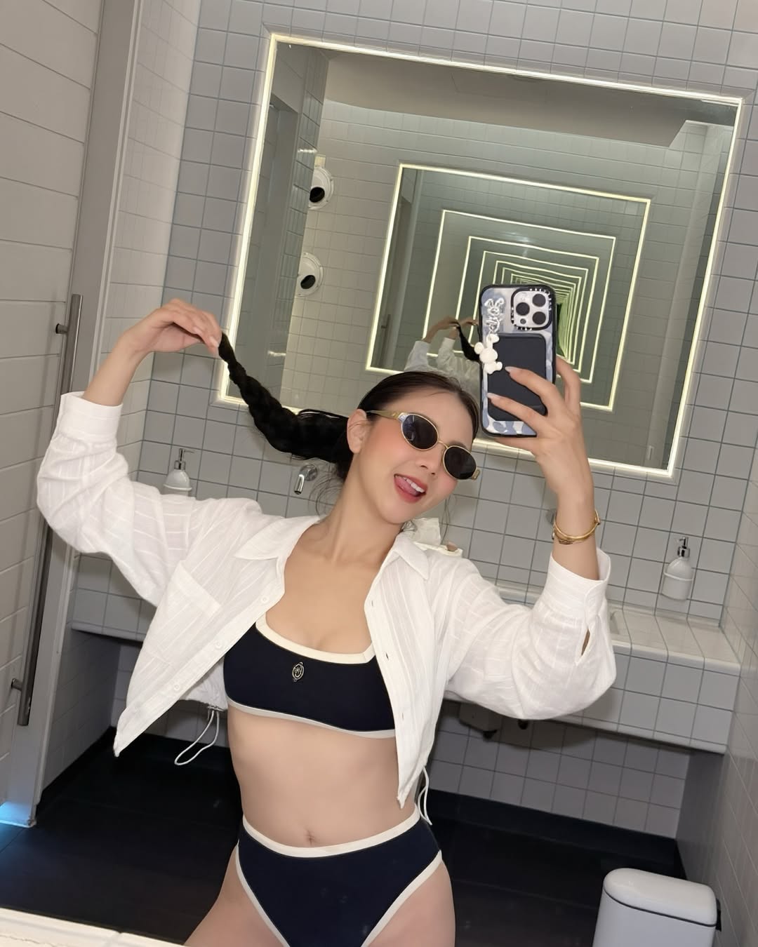 กุ๊กกิ๊ก กชกร