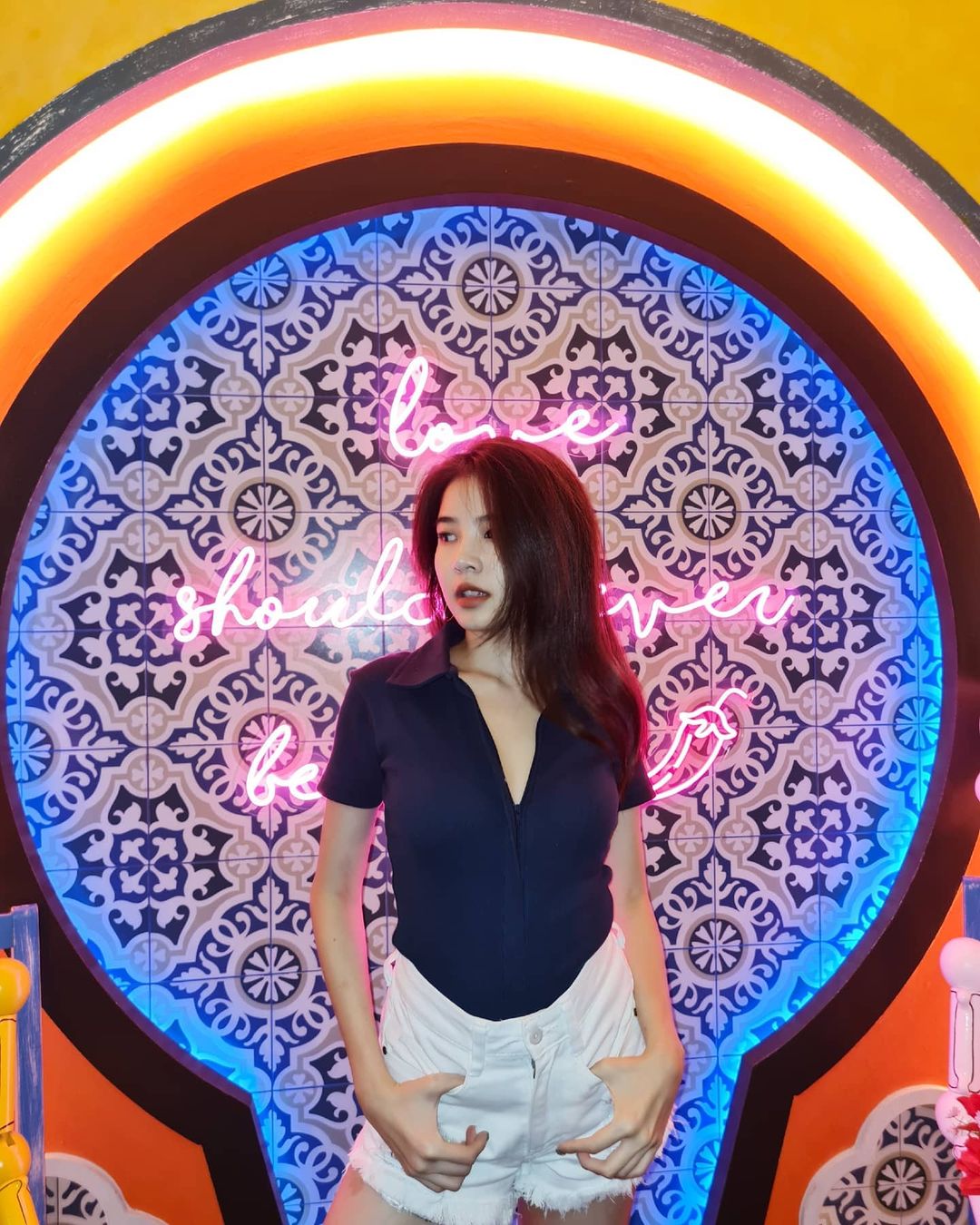 ฝน ศนันธฉัตร