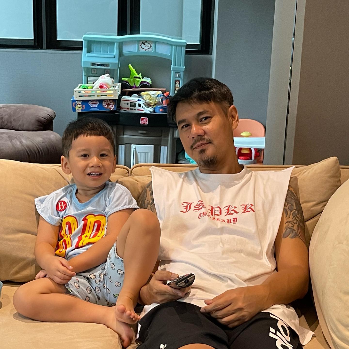 บุ้ง ใบหยก