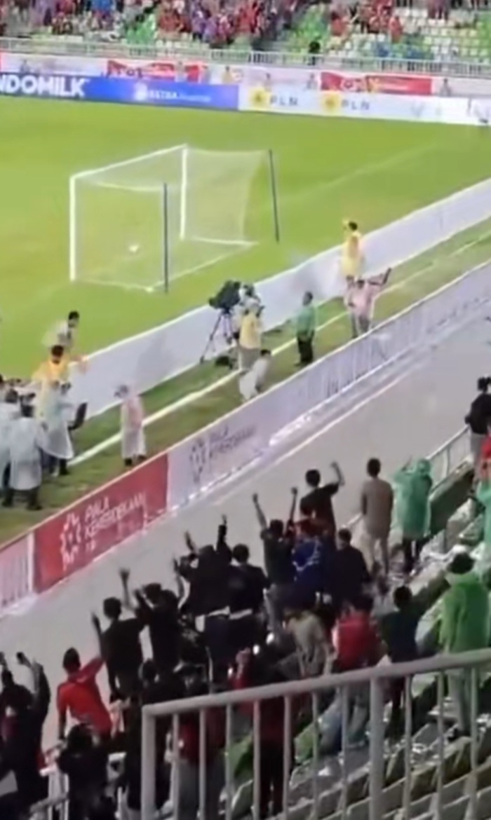 นักฟุตบอล