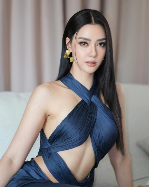 อแมนด้า ออบดัม ประวัติ