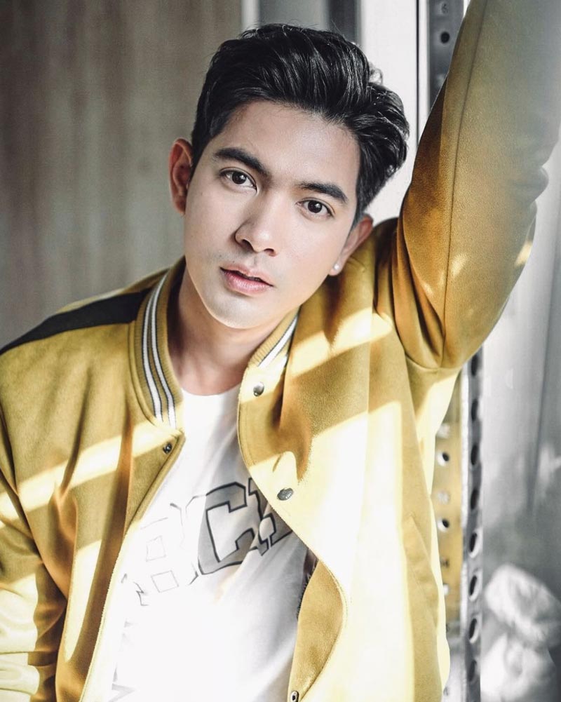 เข้ม หัสวีร์