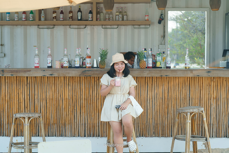Tumlay Cafe & Bar