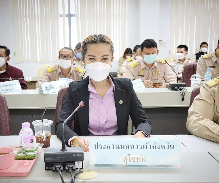 เปิ้ล ประภาภรณ์ ประวัติ