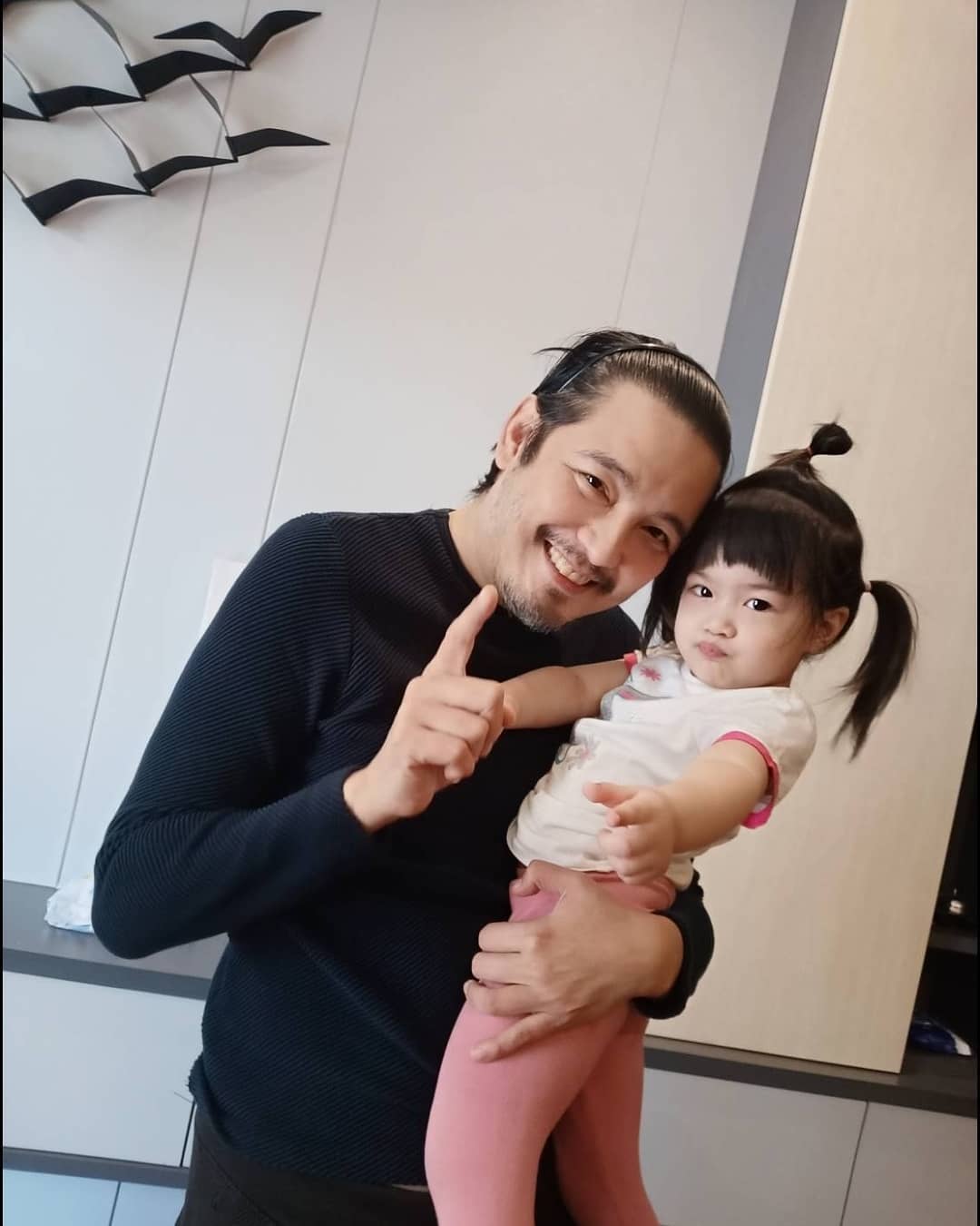 หนุ่ม ศรราม