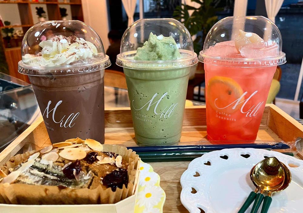คาเฟ่สกลนคร