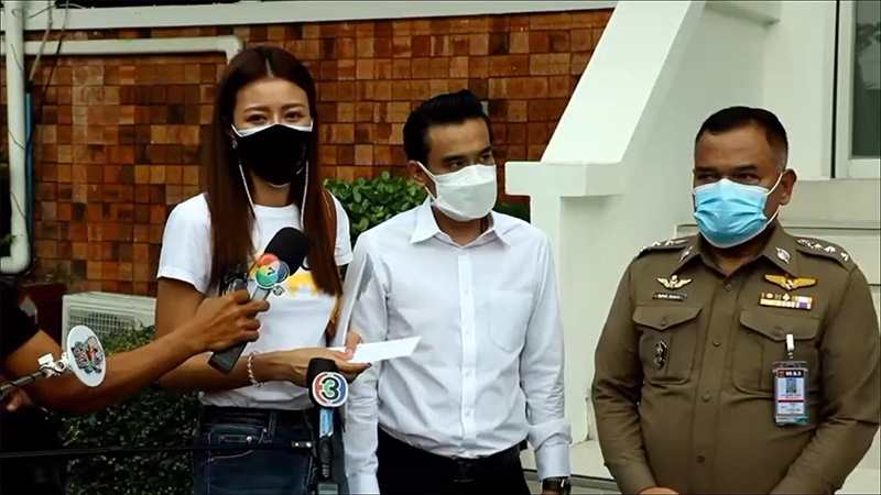 เก๋ ชลลดา