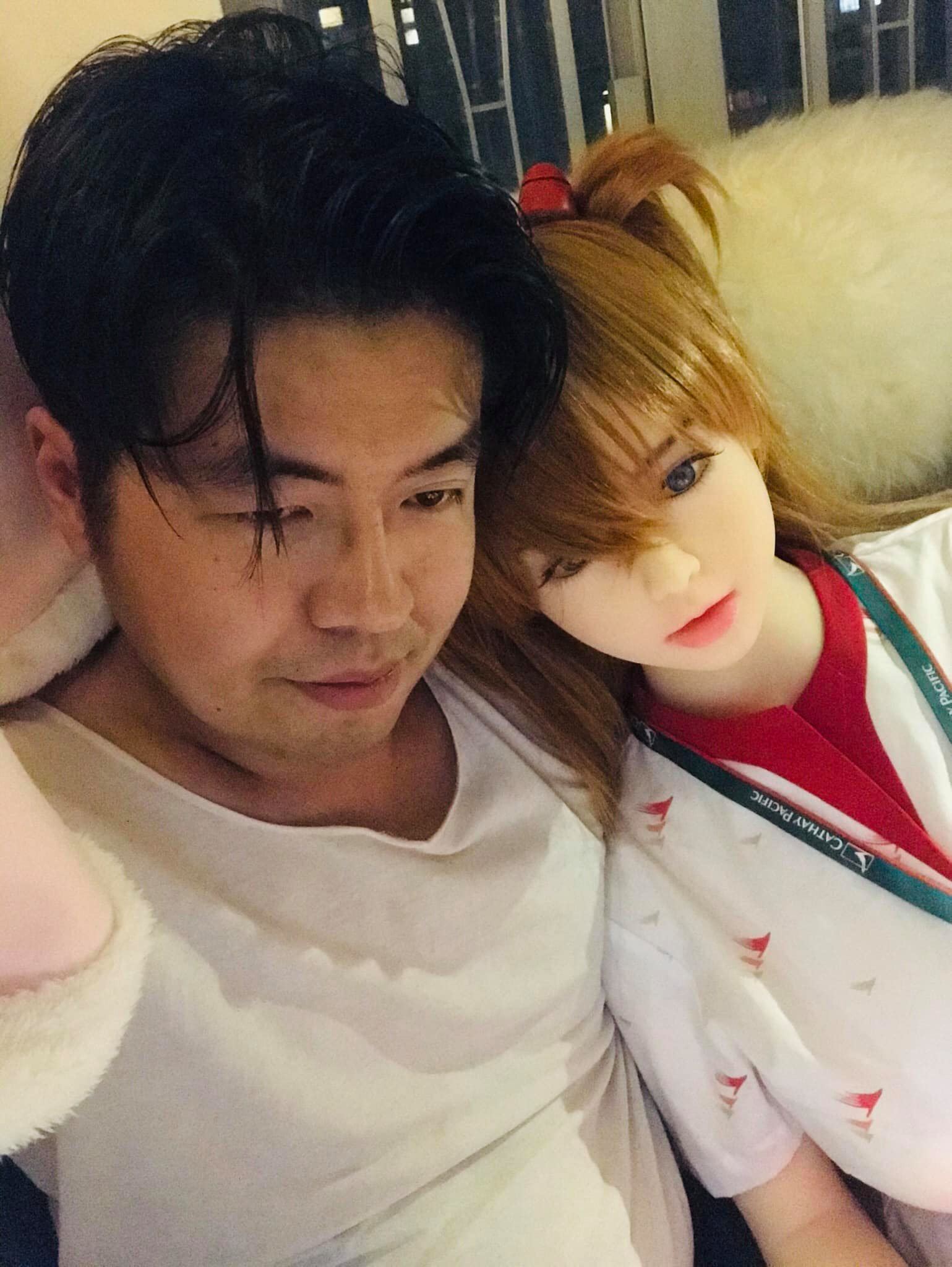 แฟนตุ๊กตายาง