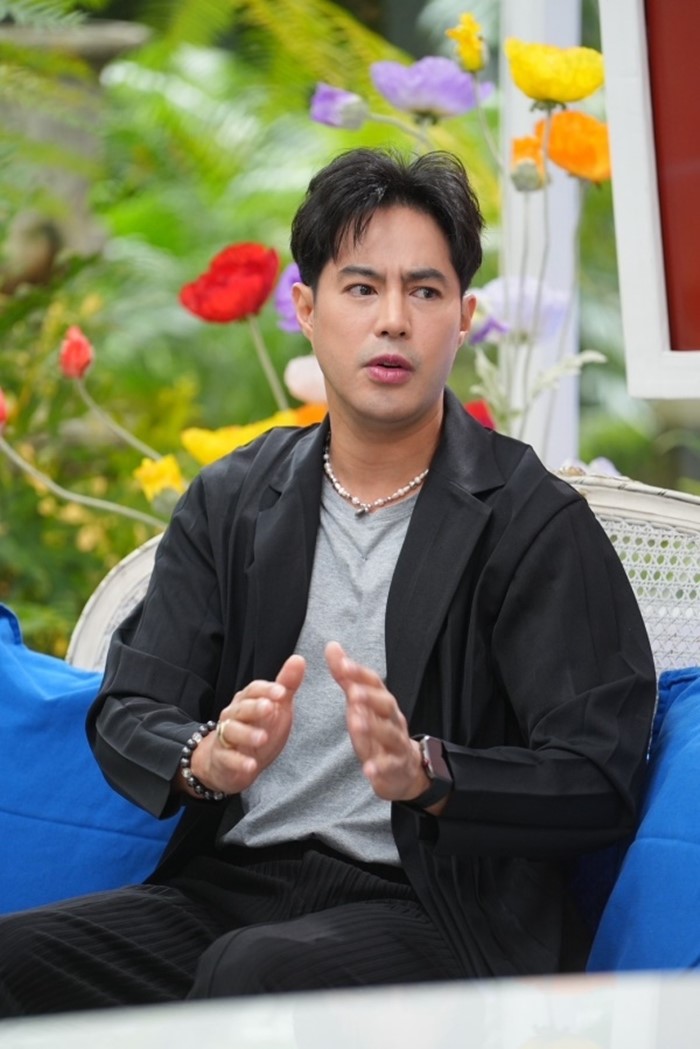 ท็อป จรณ