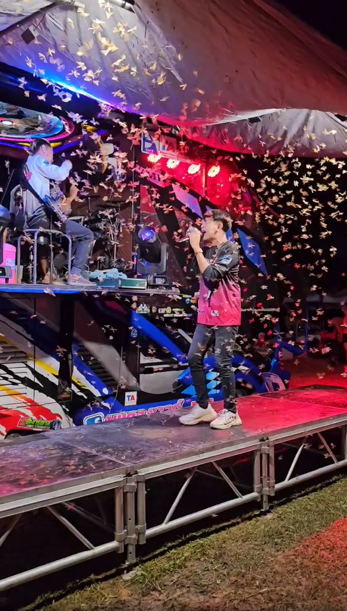 นักร้อง