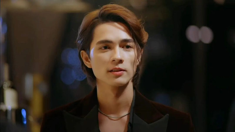 แน็ก ชาลี