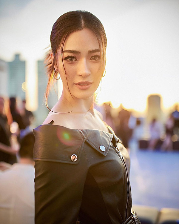 หลิงหลิง ศิริลักษณ์