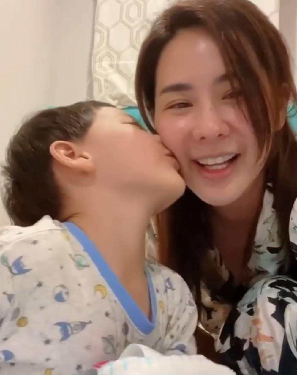 นุ้ย สุจิรา