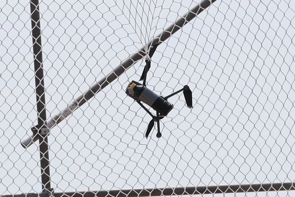 ตาข่ายประสิทธิภาพสูงป้องกันโดรน กลุ่ม ปตท.