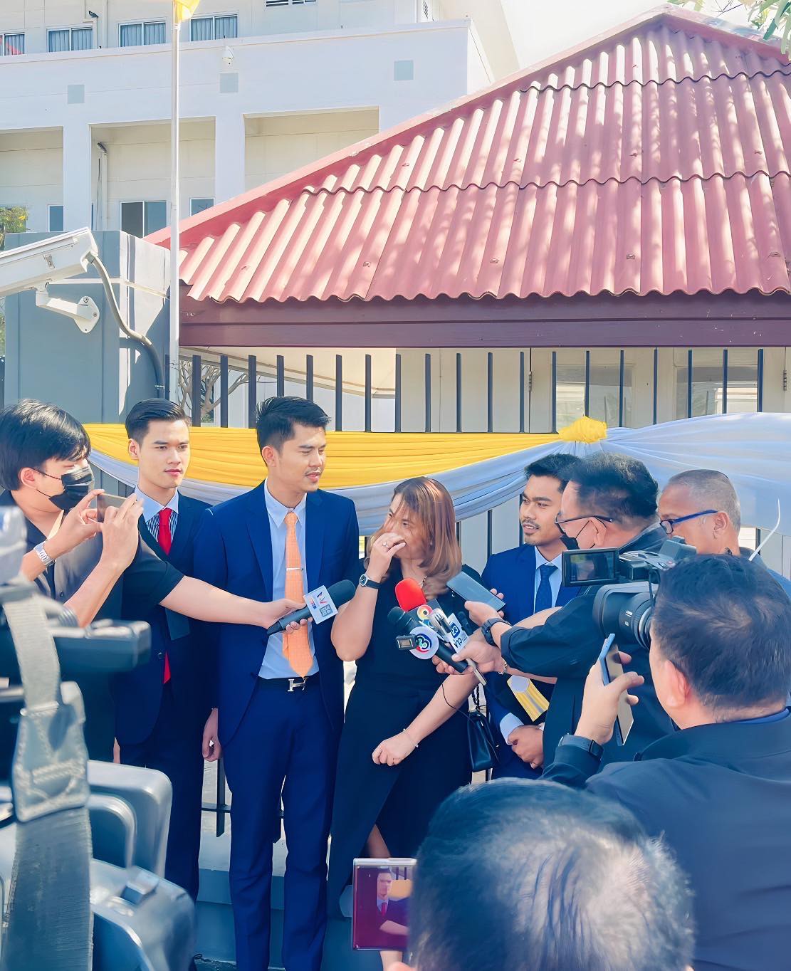 จูน เพ็ญชุลี