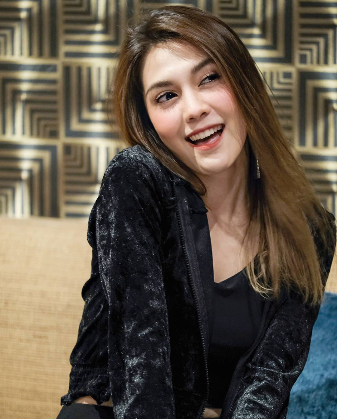 พั้นช์ วรกาญจน์