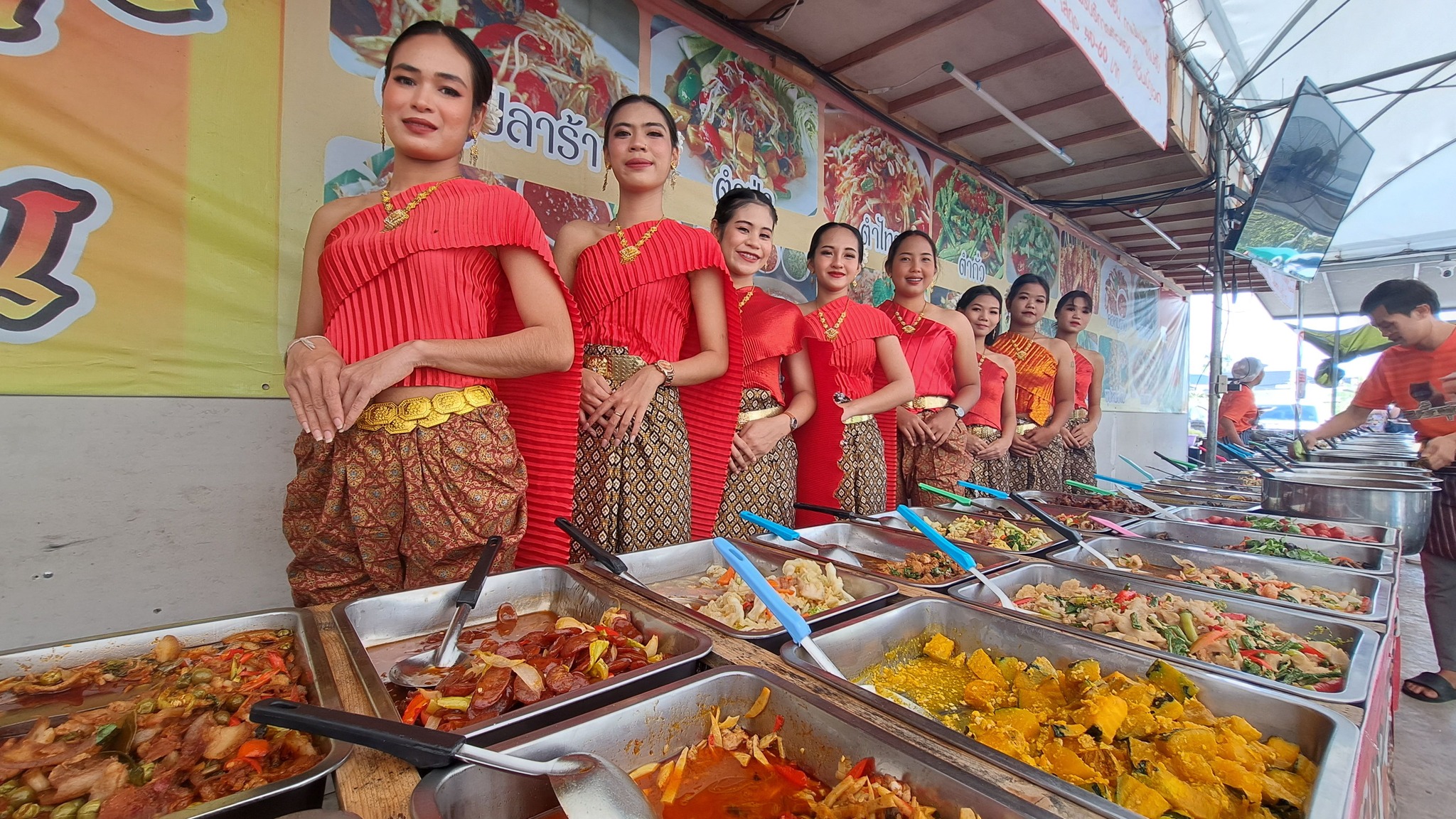 บุฟเฟต์ข้าวแกง