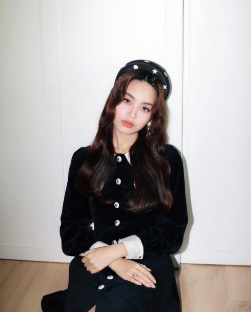 ฟ้า ยงวรี ประวัติ