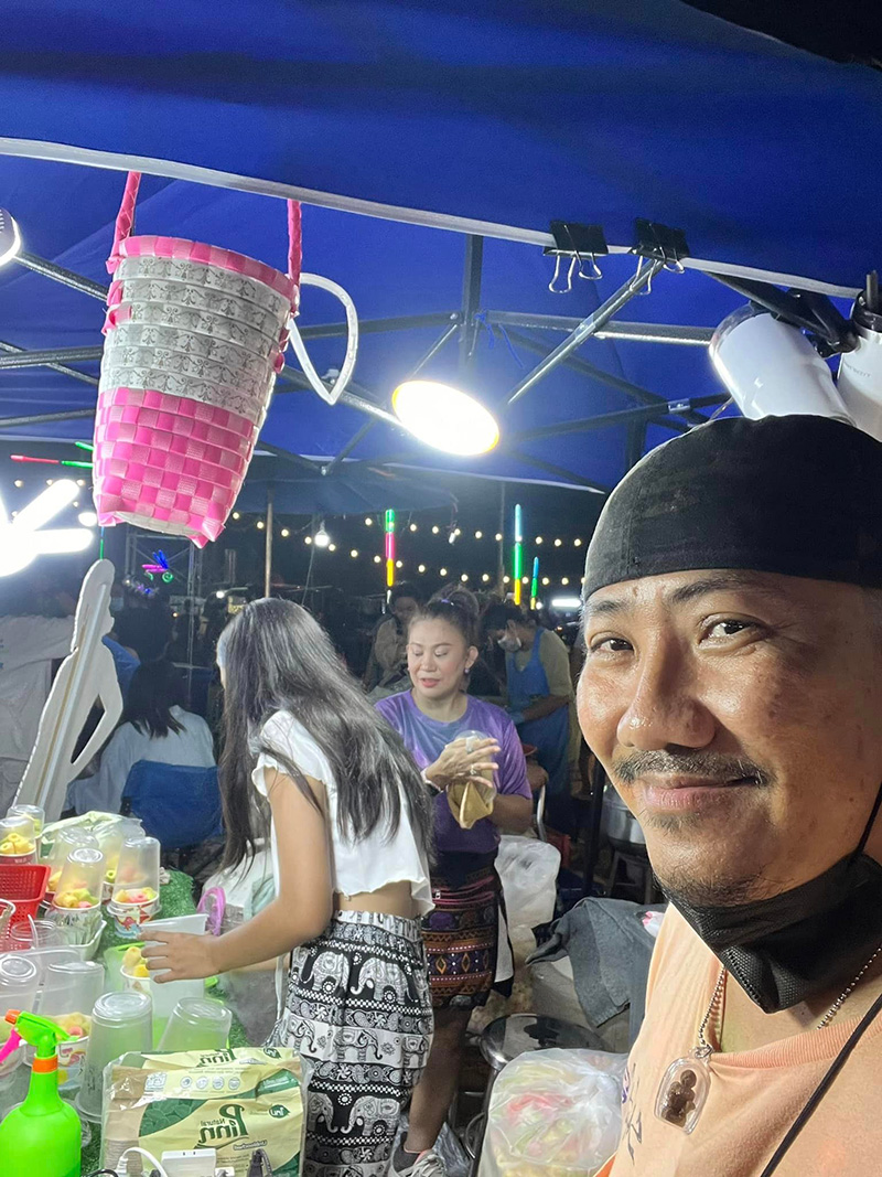 จอย ชวนชื่น 