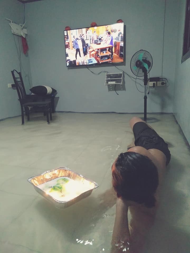 ดูหนังที่บ้าน