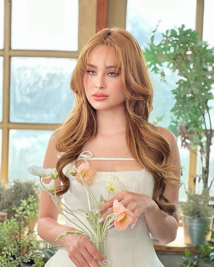 ขวัญ อุษามณี