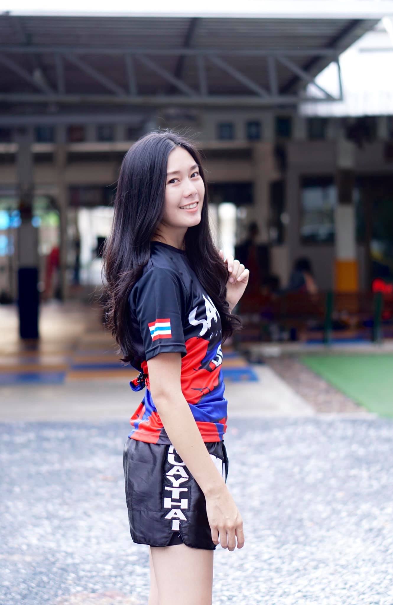 มอส ธิดารา