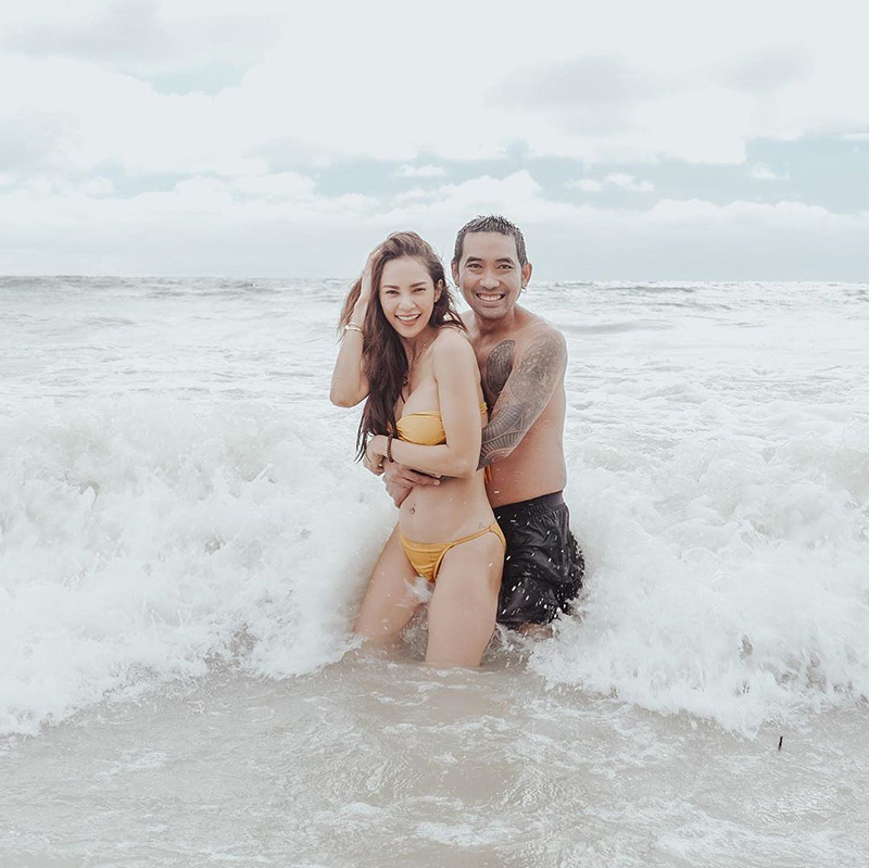 อุ้ม บอล