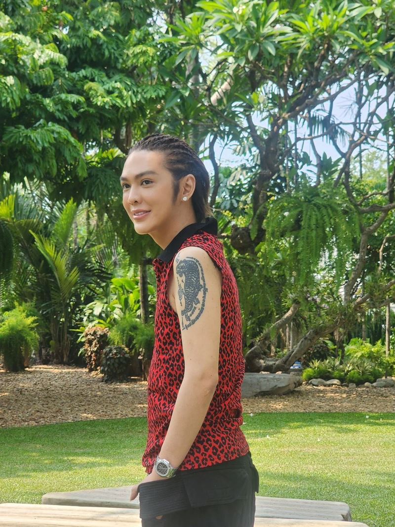 ดัง พันกร  