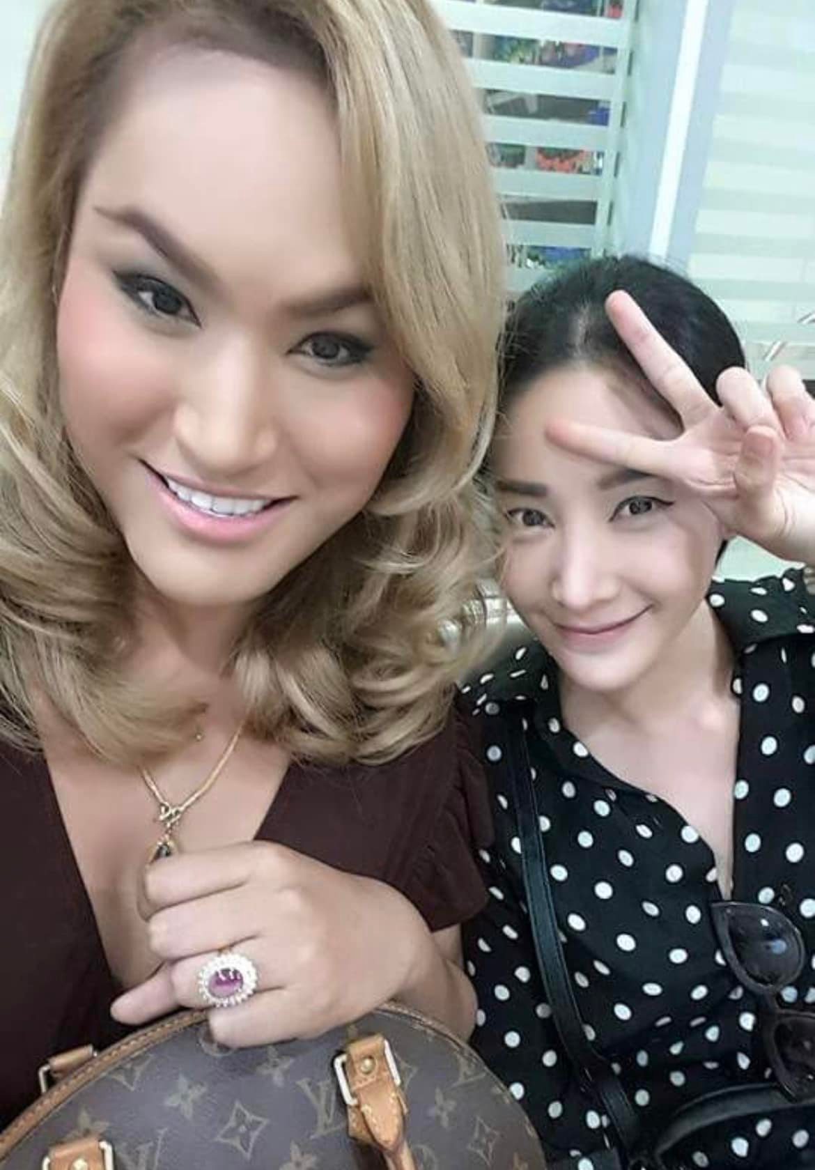 แอนนา ทีวีพูล