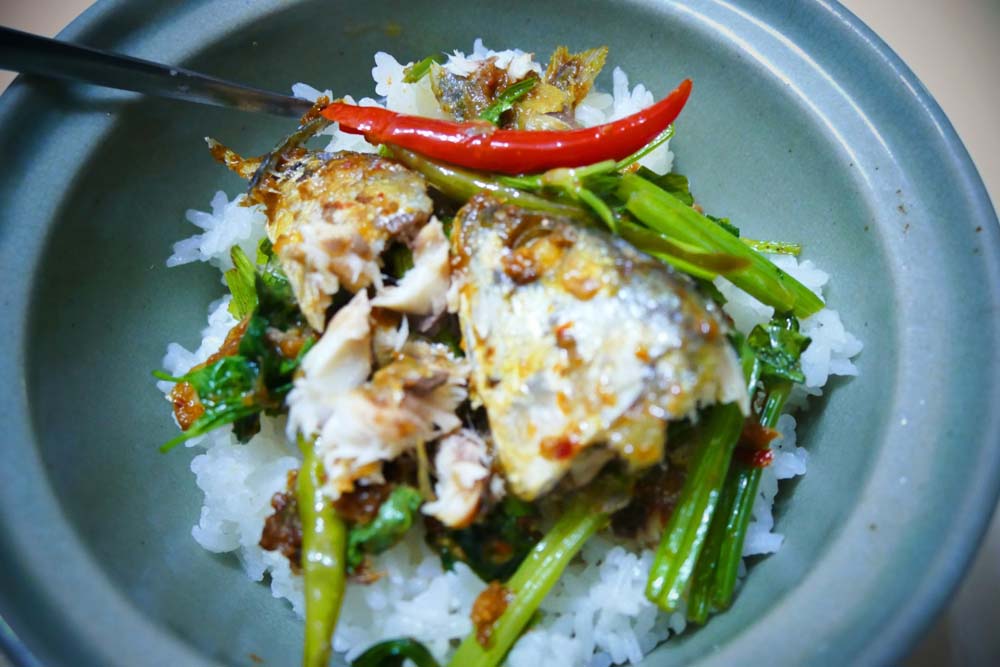 ผัดเผ็ดปลาทู