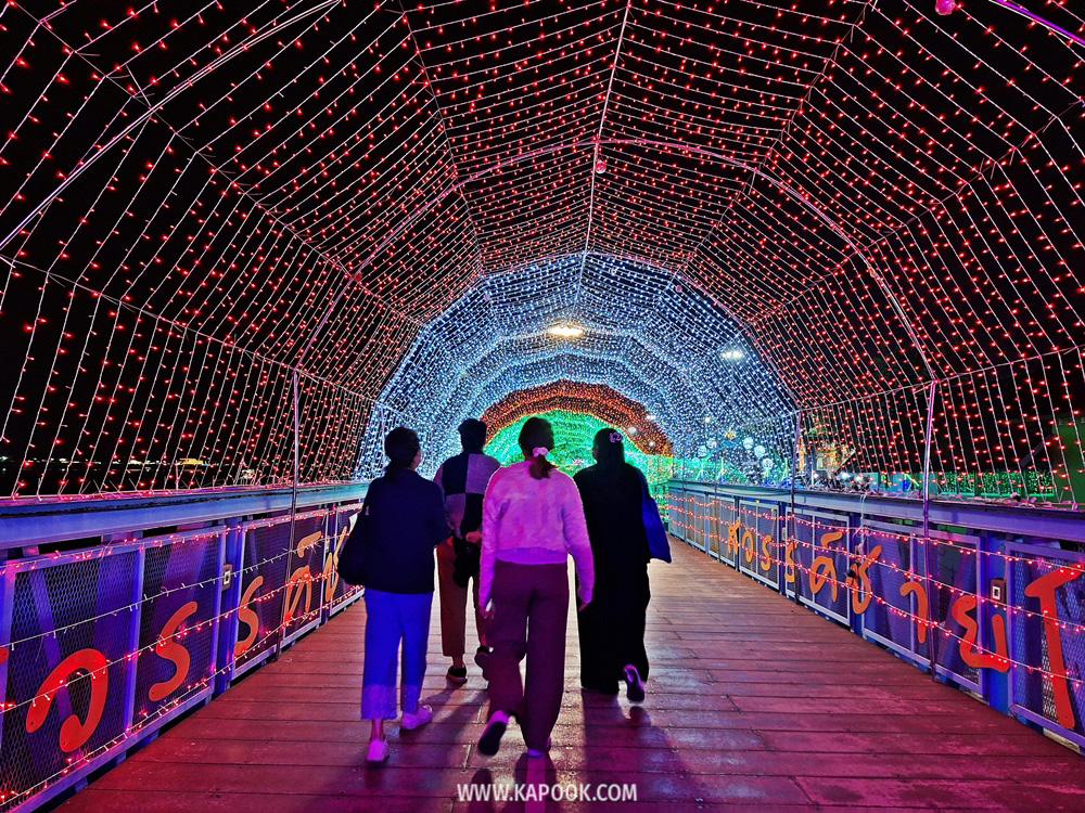 Nakhonphanom Winter Festival 2025 และงานประเพณีแห่ดาวคริสต์มาส