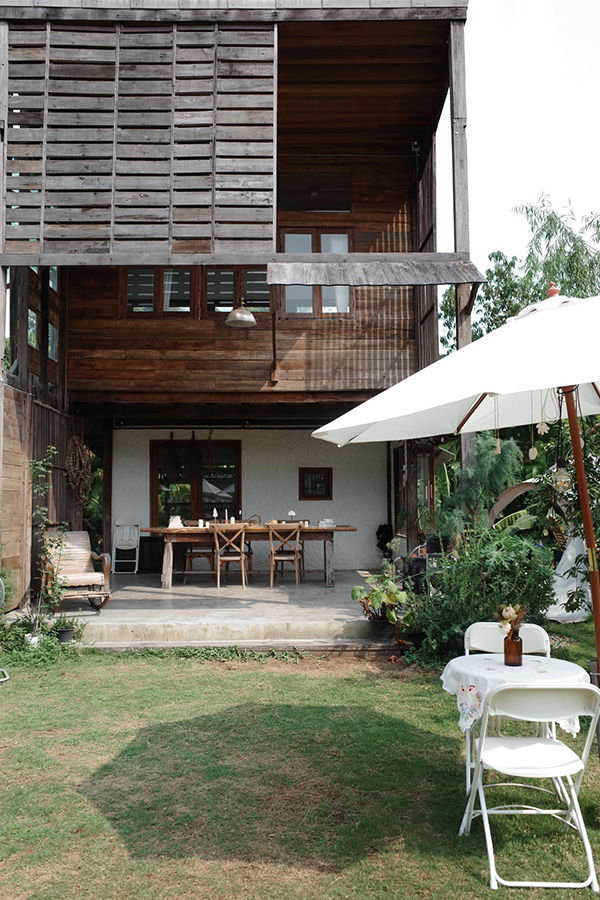 CLAY WOOD กรุงเทพฯ